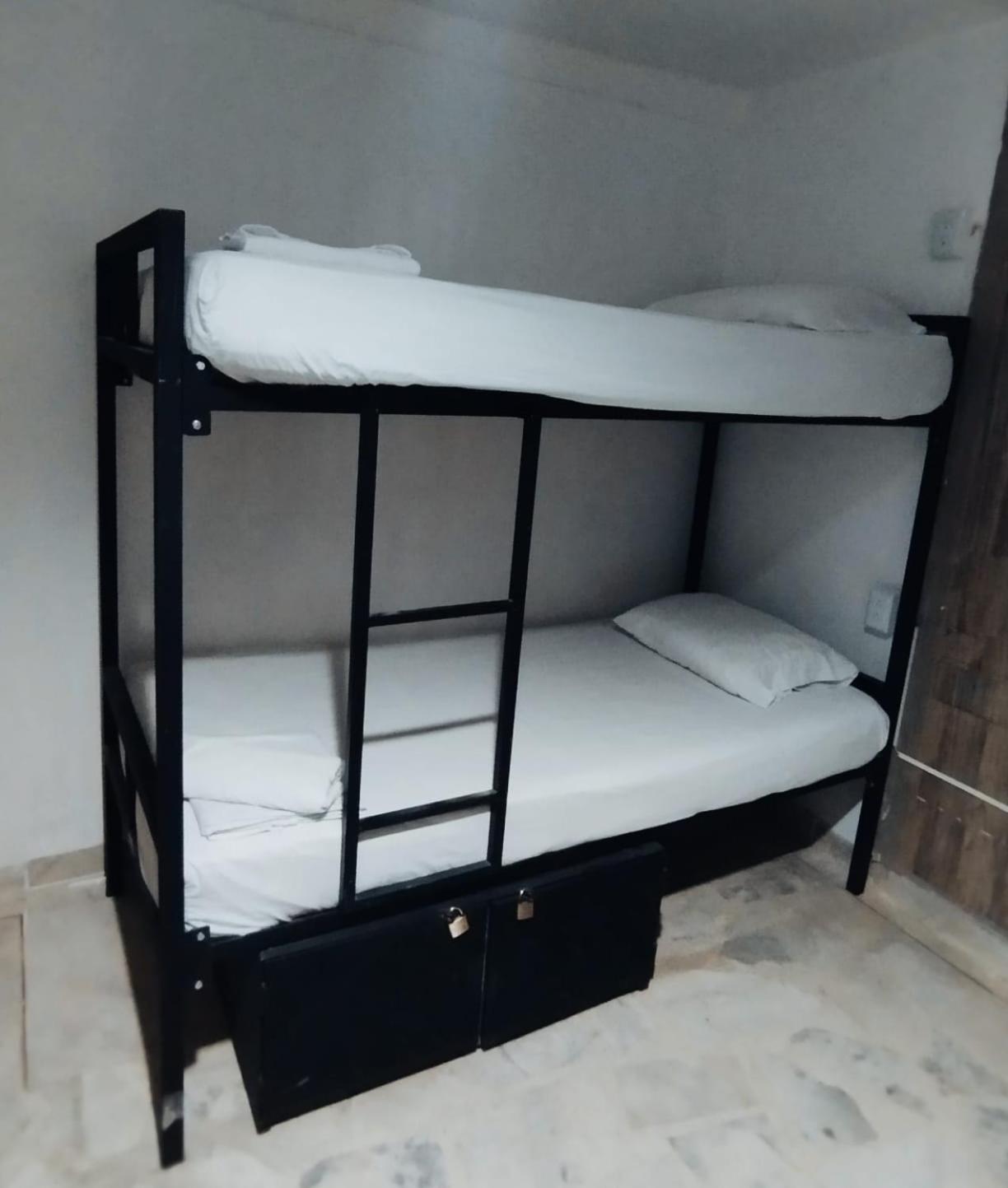 Hostal El Mohan Neiva  Exteriör bild