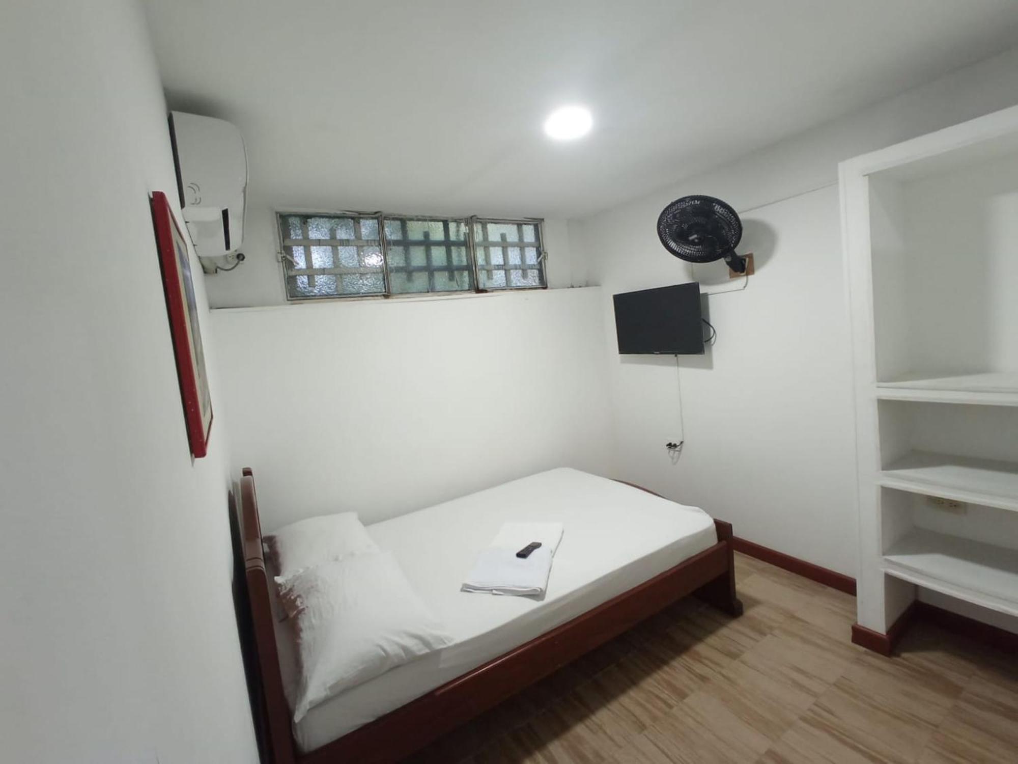 Hostal El Mohan Neiva  Exteriör bild
